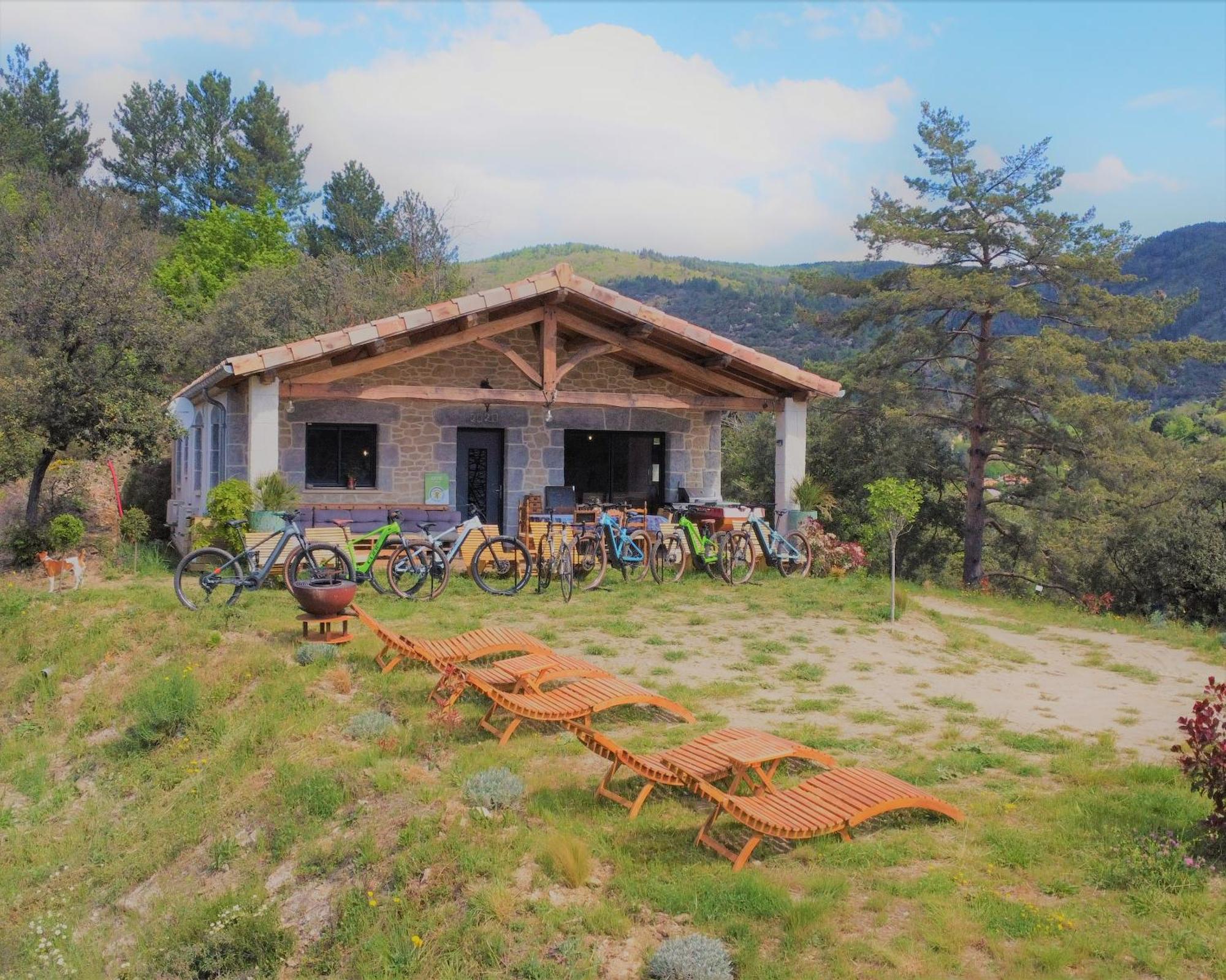 Villa Retour à l'essentiel dans le parc national à Saint-Andre-Capceze Extérieur photo